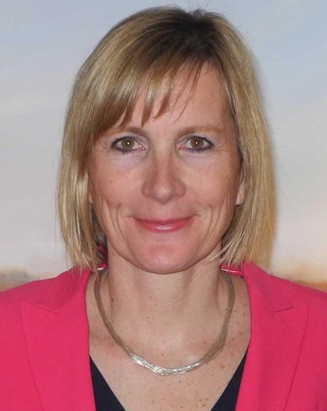Julia Martin